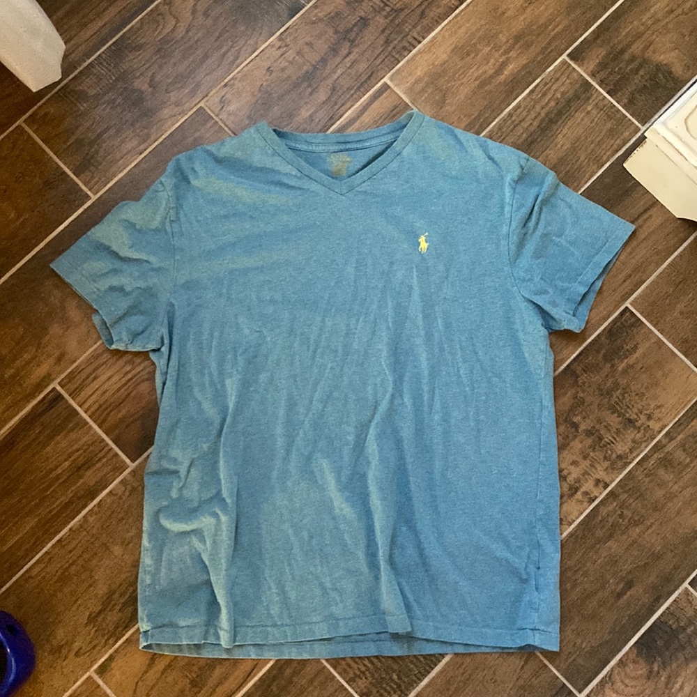 polo v neck tee